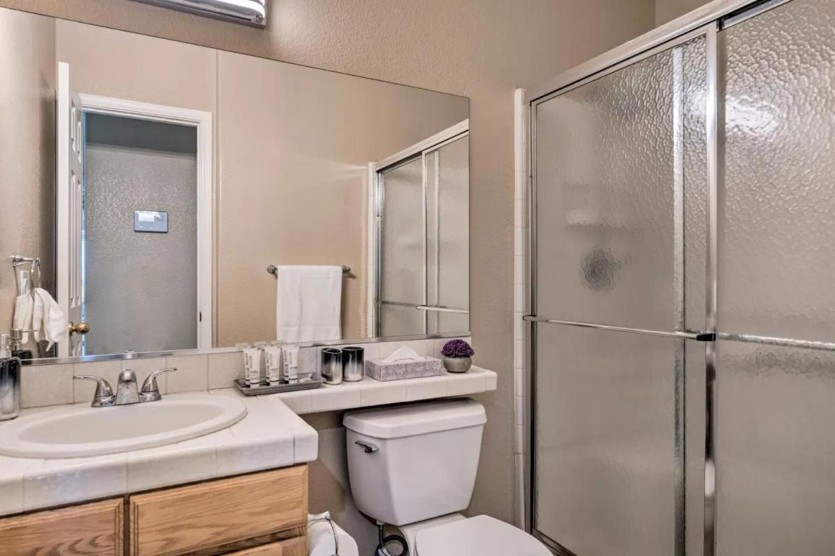 Vila A Beautiful House With Hot Tub, Grill & Games! Las Vegas Exteriér fotografie