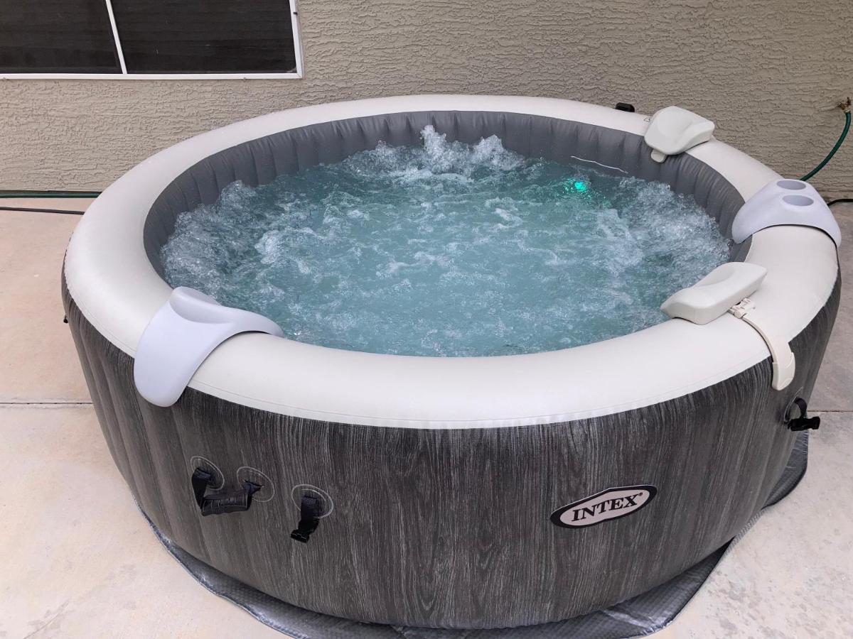 Vila A Beautiful House With Hot Tub, Grill & Games! Las Vegas Exteriér fotografie