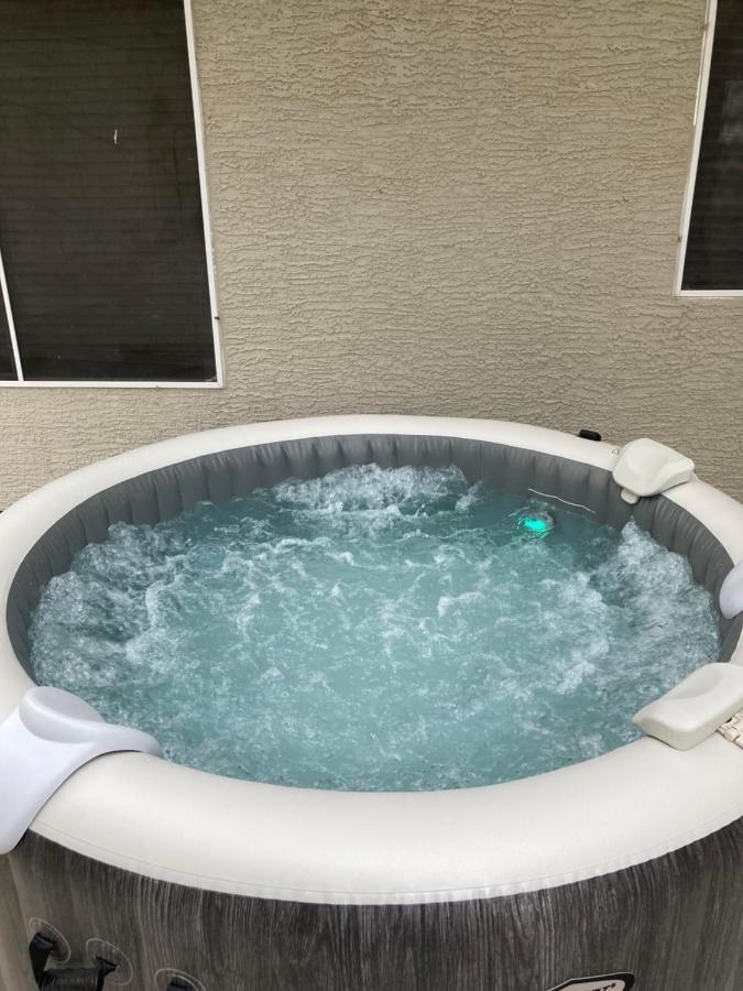 Vila A Beautiful House With Hot Tub, Grill & Games! Las Vegas Exteriér fotografie